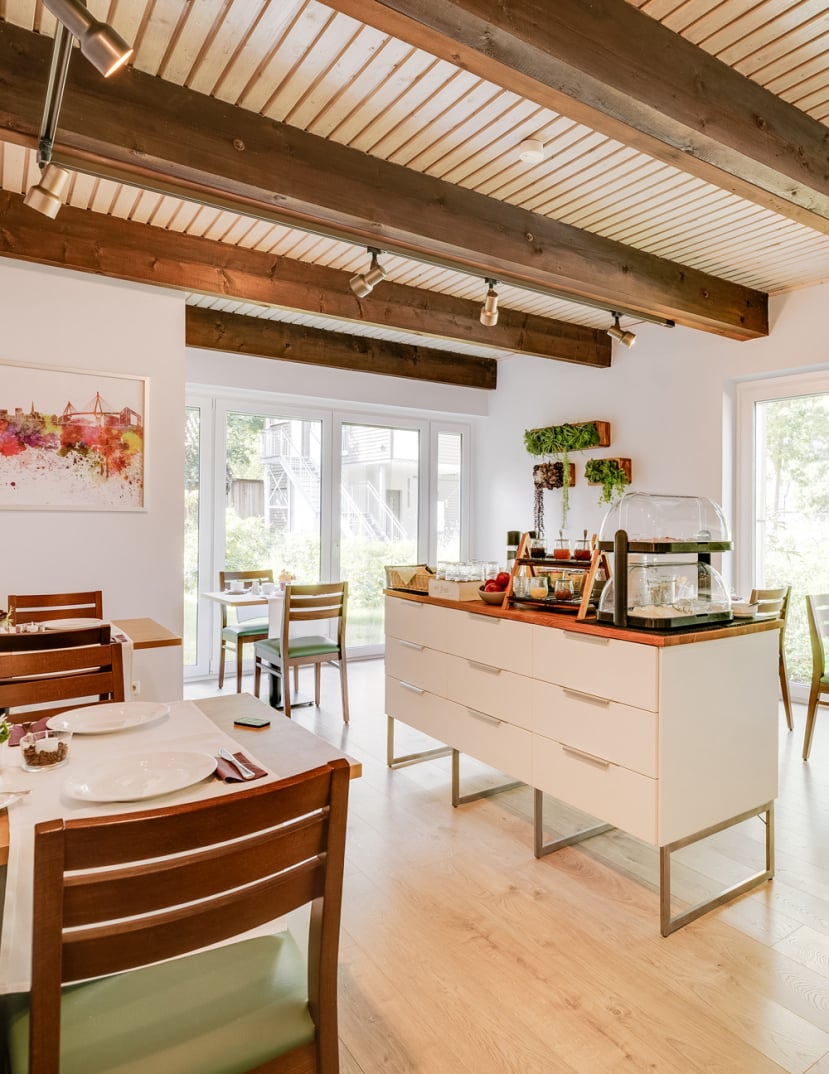 Frühstücksraum im Hotel Haus Biederstaedtt