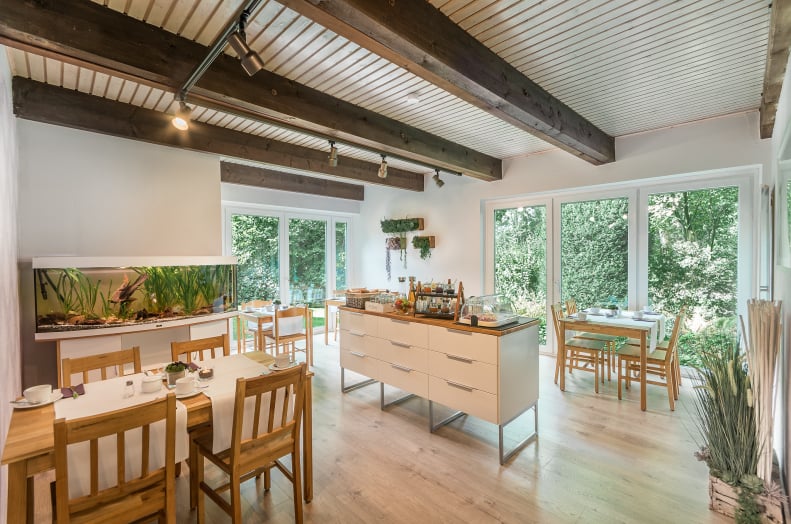 Frühstücksraum im Hotel Haus Biederstaedt